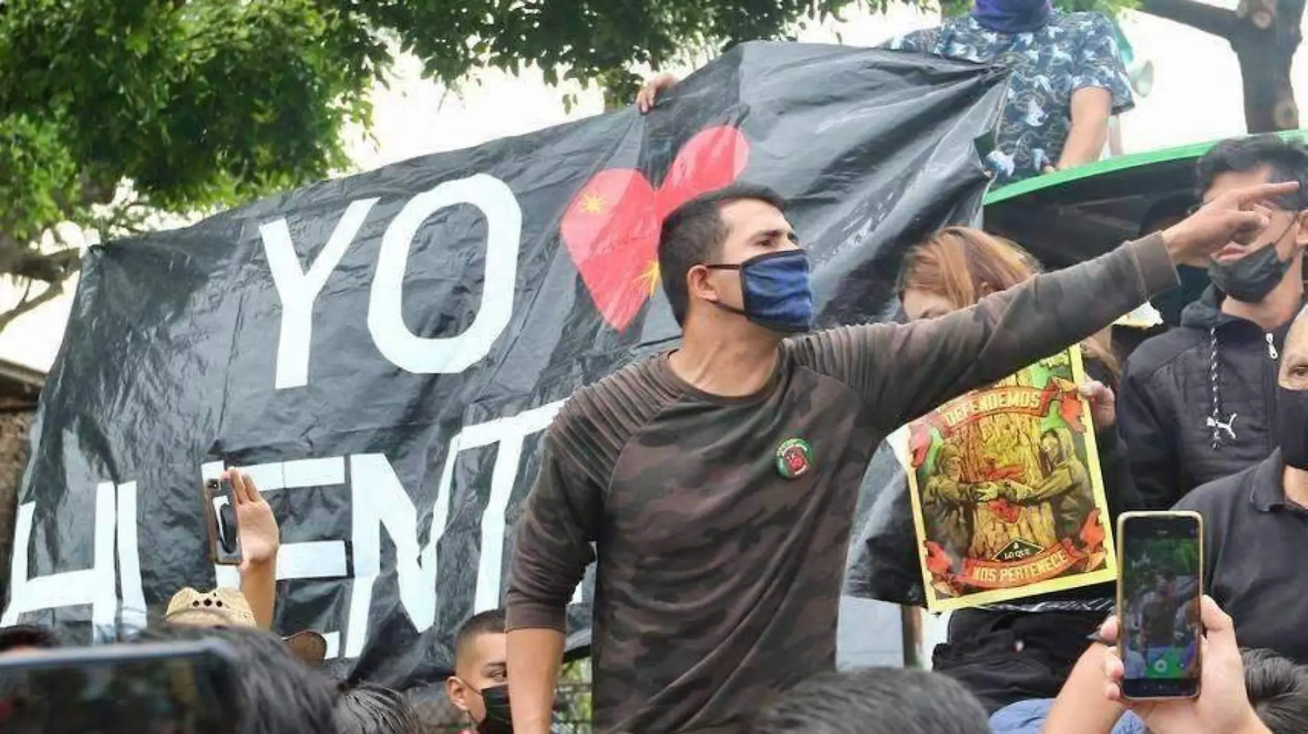 Desalojo de estudiantes del parque resistencia Huentitán